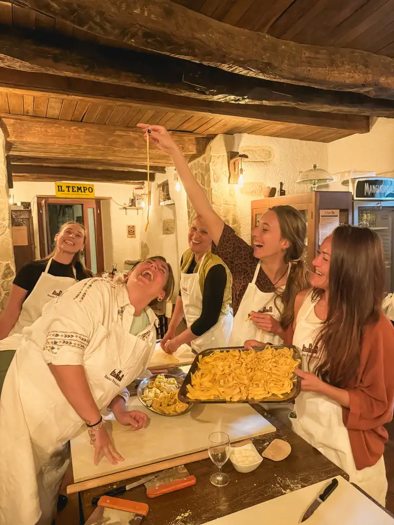 Mate coliving experience